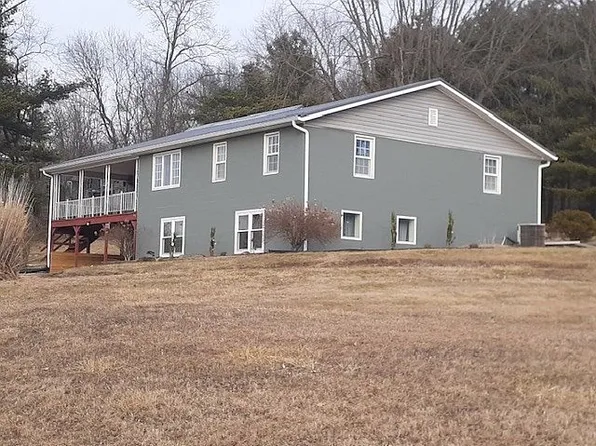 20982 County Road 151, West Lafayette, OH 43845