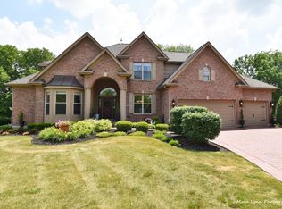 1014 Fire Fox Ct, St Charles, IL