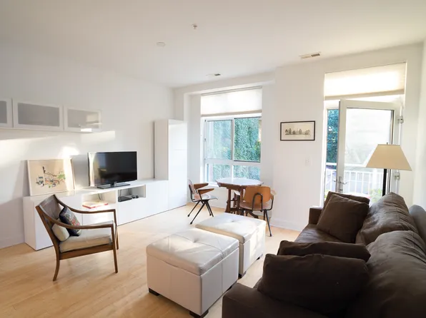 845 N High St, Columbus, OH 43215