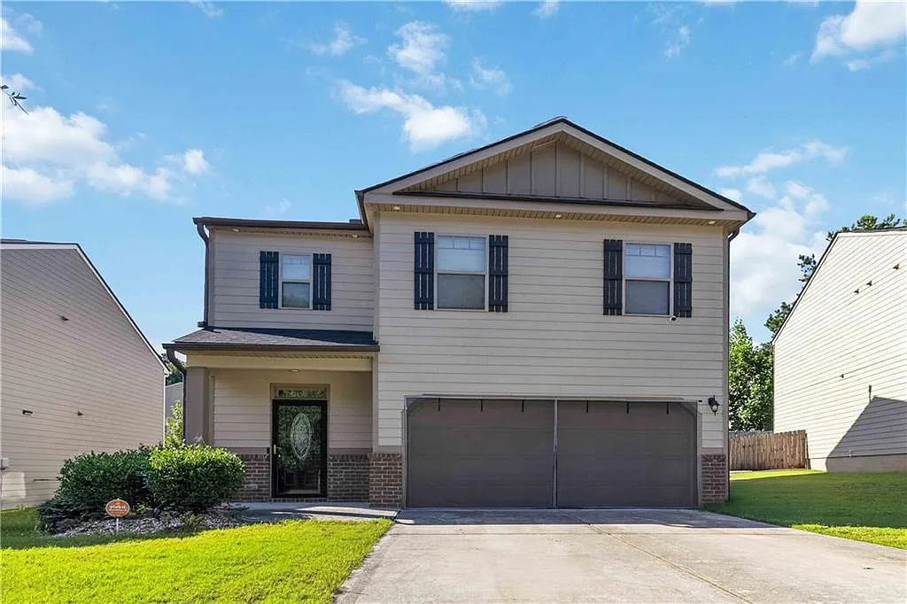 5 bed, 3.0 bath, 2540 sqft, $3,500 — Photo 1