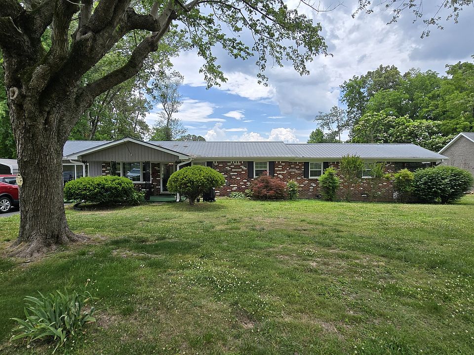 1st image of 203 Cherry Ln