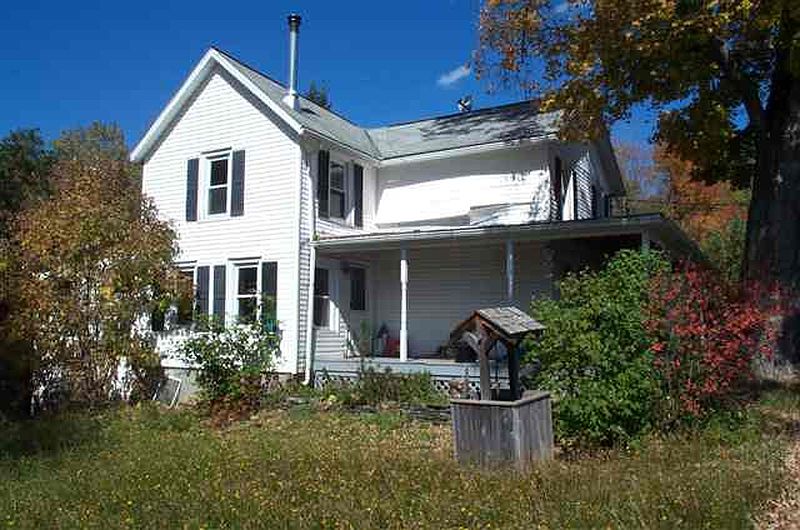 2nd image of 805 N SETTLEMENT Road