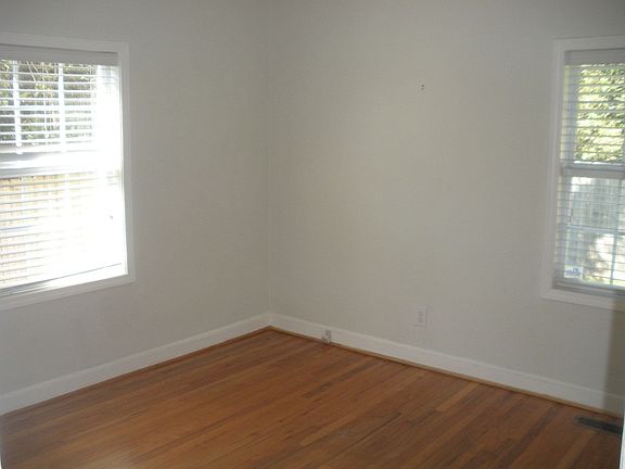 5th image of 411 Northwood St