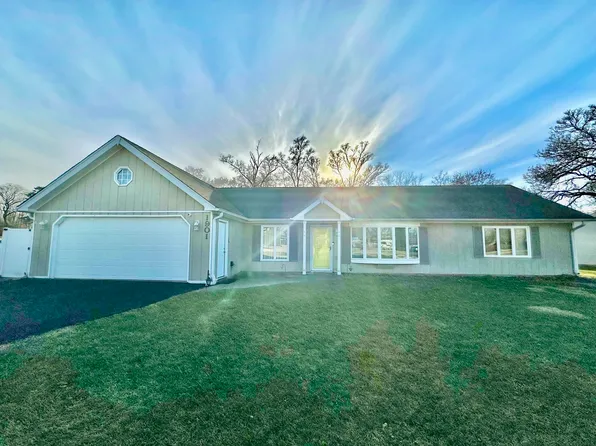 1901 W 56th St, La Grange Highlands, IL 60525