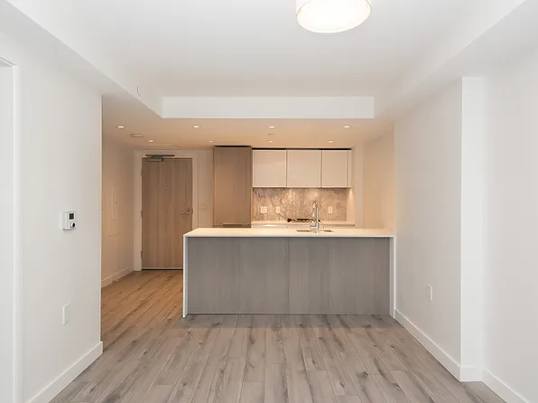 1107 Richards St, Vancouver, BC