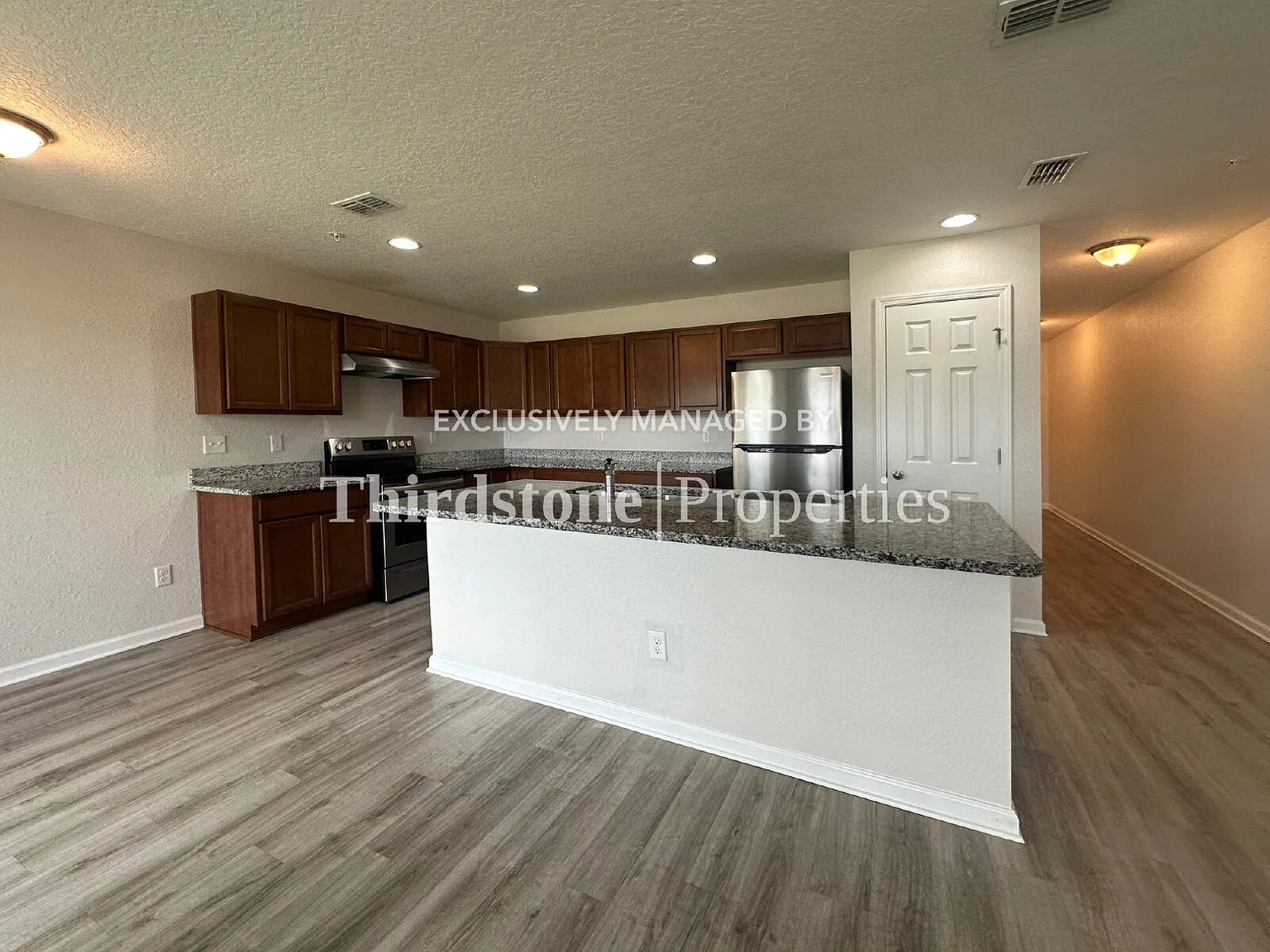 9139 Western Way Unit 4 Jacksonville, FL — Photo 4