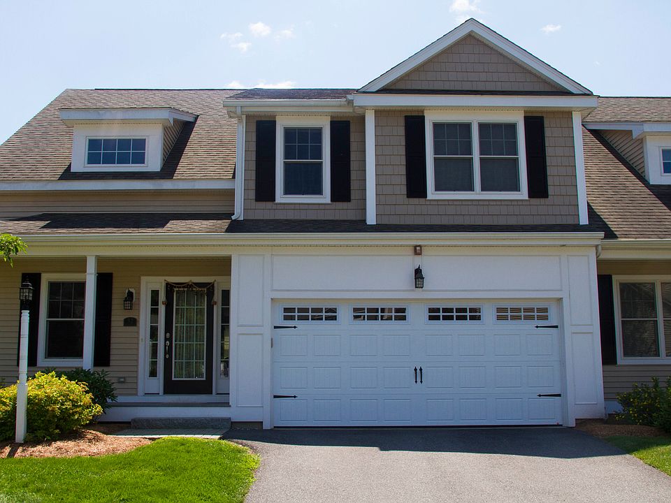 2nd image of 32 Meeting House Ln