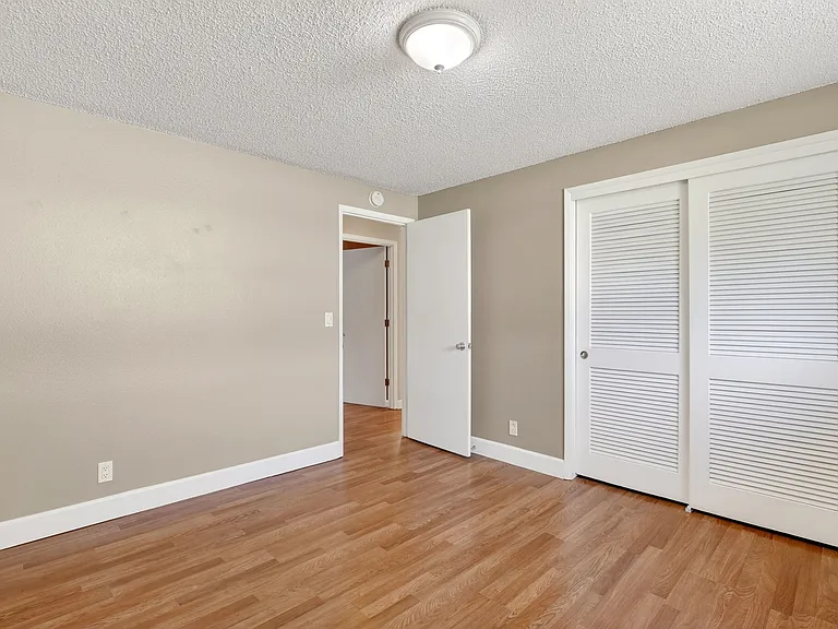 640 Stonehill Dr — Photo 26