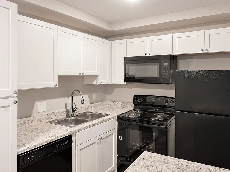 Sterling Heights by Callio Properties — Photo 30