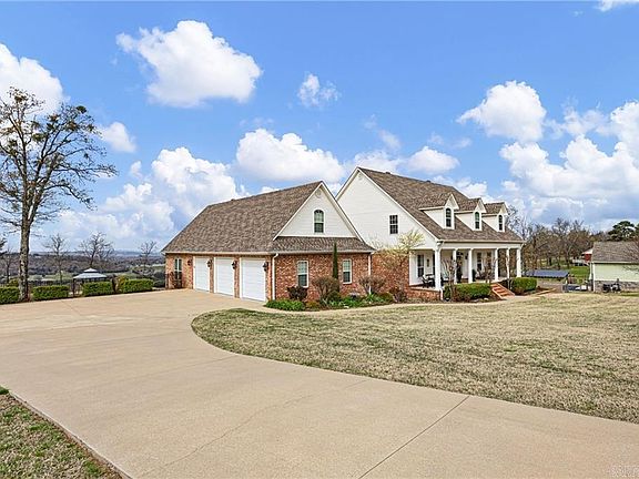 3rd image of 788 Cliff Rd