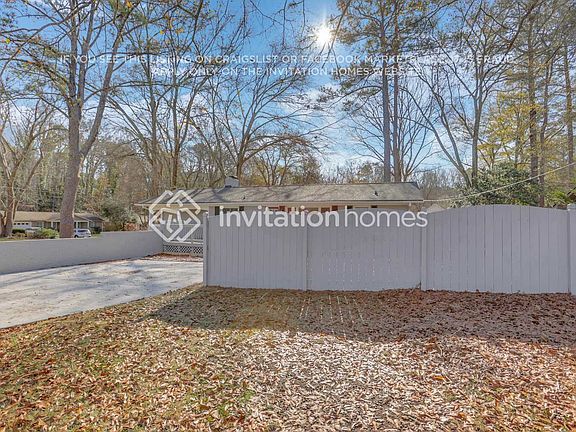 3rd image of 232 Brookwood Dr SW
