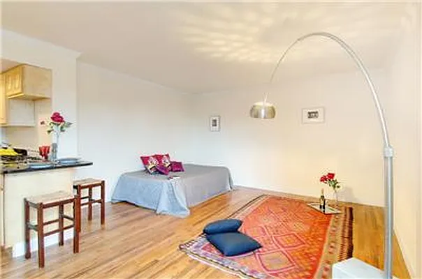 Sold by Barak Realty | media 7