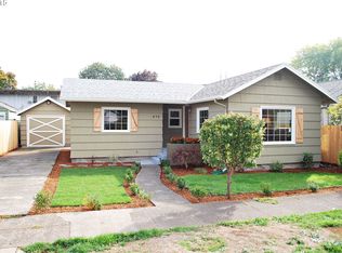 275 W Berkeley St, Gladstone, OR 97027