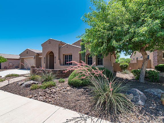5th image of 19339 W Medlock Dr