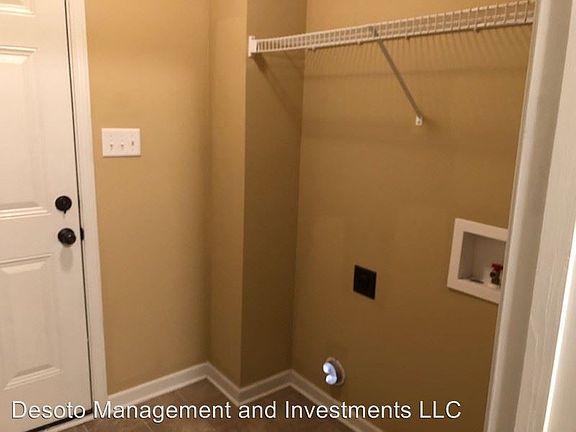 3rd image of 4319 Genevieve Dr