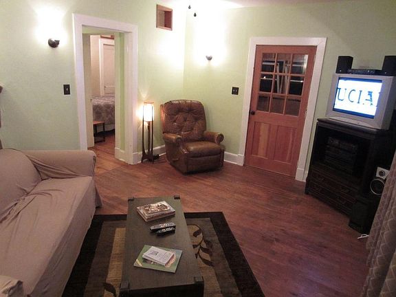 3rd image of 11815 Old Resort Ln