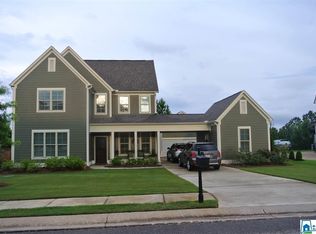 625 Lake Ridge Dr, Trussville, AL 35173