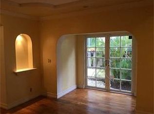 700 SE 5th Ct, Fort Lauderdale, FL 33301