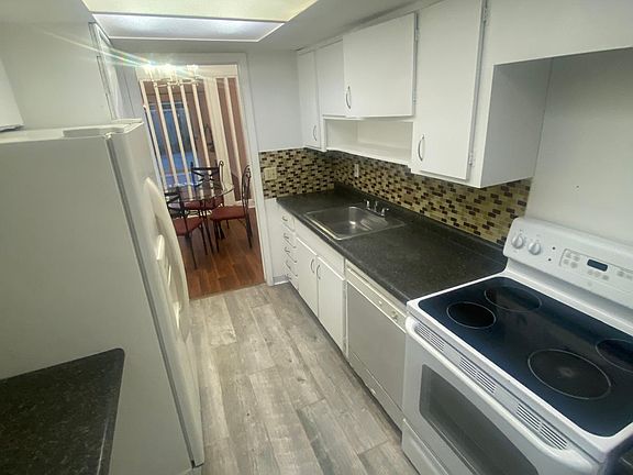 5th image of 7482 Country Brook Dr #7482