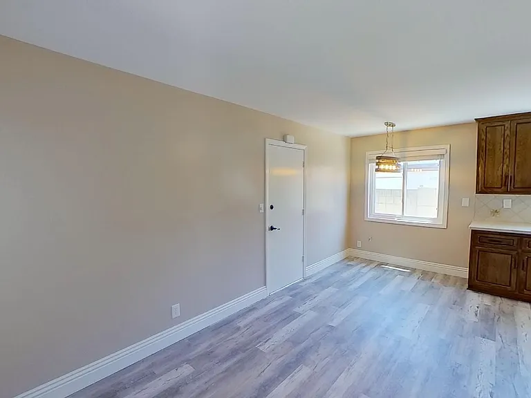 185 Harvard Ln — Photo 14
