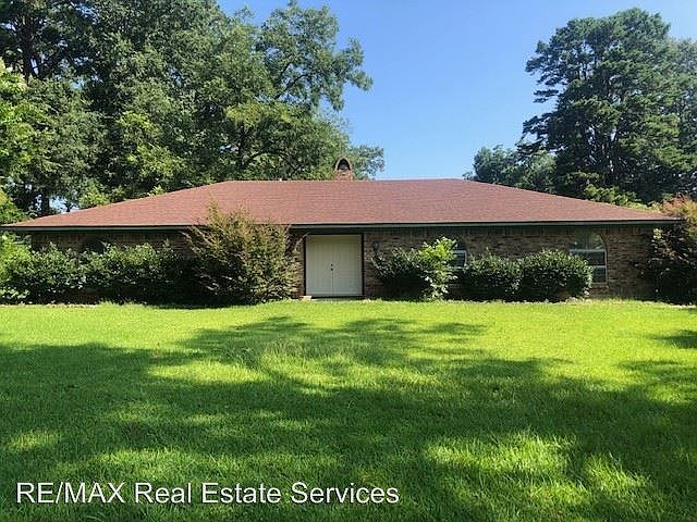 1st image of 4240 Chamberlain Dr