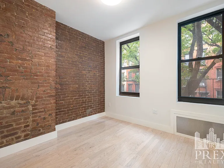418 E 9th St #2B — Photo 7