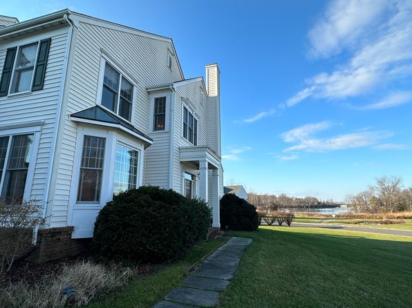 102 Long Dr