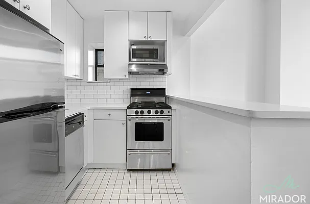 Rented by Mirador Real Estate | media 2