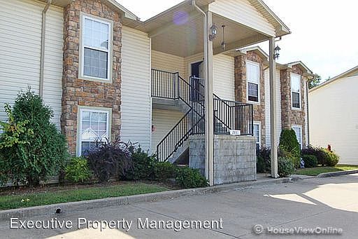 2nd image of 2831 Hemlock Ct