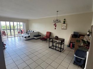 10155 NW 9th Street Cir #4-401, Miami, FL 33172