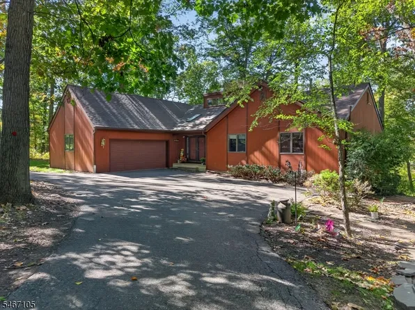 4 Craig Rd, Readington Twp., NJ 08853
