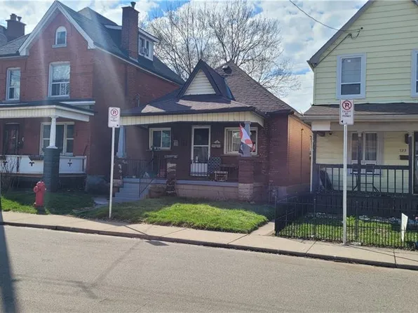 121 Gibson Ave, Hamilton, ON L8L 6J9