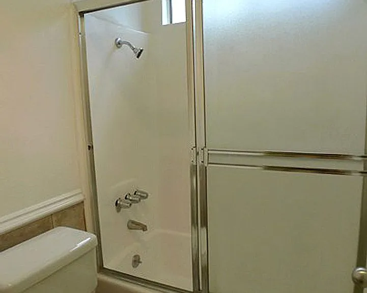 Alhambra @ Studio City Apts. — Photo 28