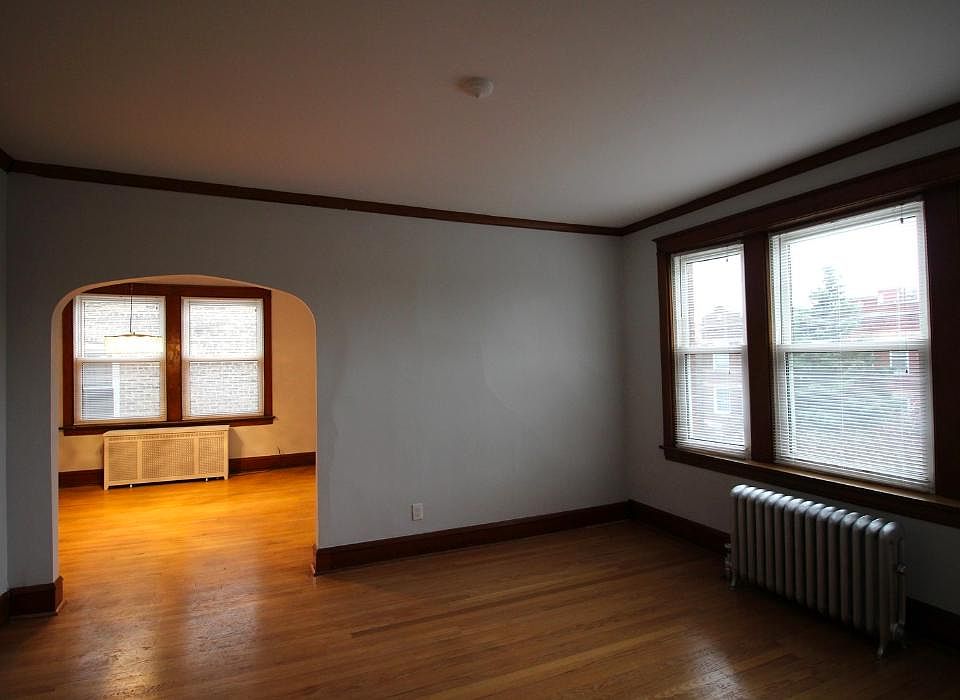 Entry Living/Dining Space