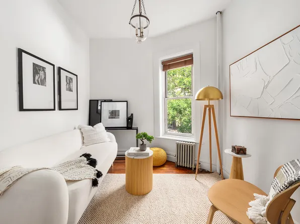 626 East 14th Street 8 image 3 of 13
