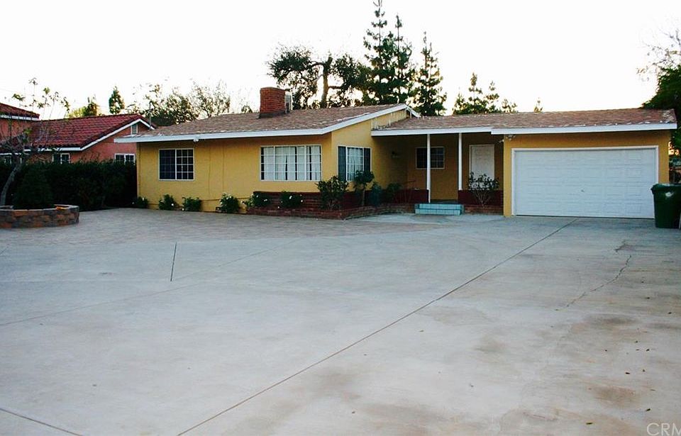 1st image of 8801 Aqueduct Ave