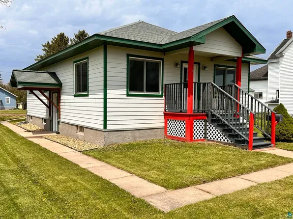 1515 5th St E, Ashland, WI 54806