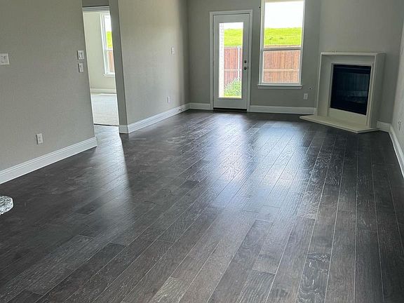 5th image of 2827 Woodland Ct