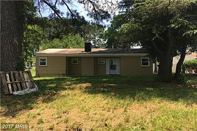 1st image of 144 W Potomac Dr