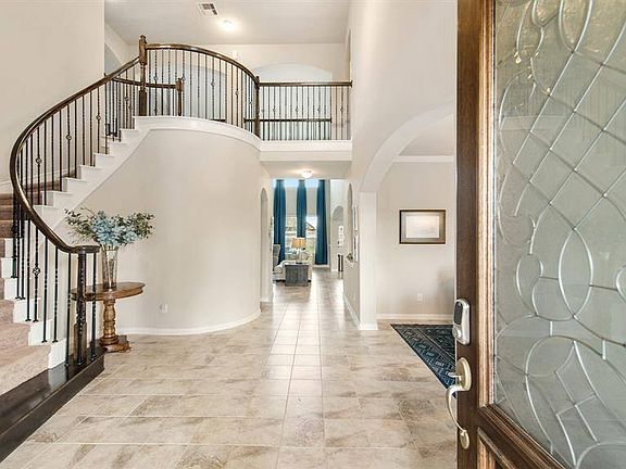 4th image of 6227 Garden Lakes Ln