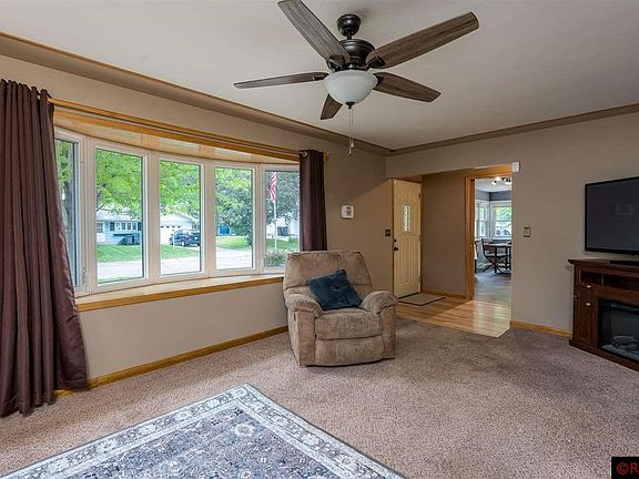 5th image of 212 Alta Dr