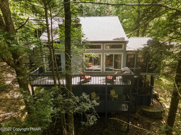 142 Alford Ct, Bushkill, PA 18324