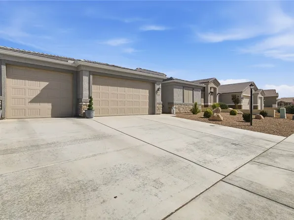 4686 E Old West Rd, Kingman, AZ 86401