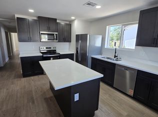 754 S 96th Pl #B, Mesa, AZ 85208