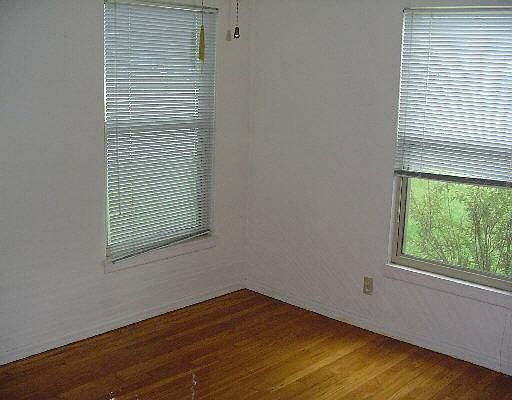 5th image of 127 SERNA PARK DR