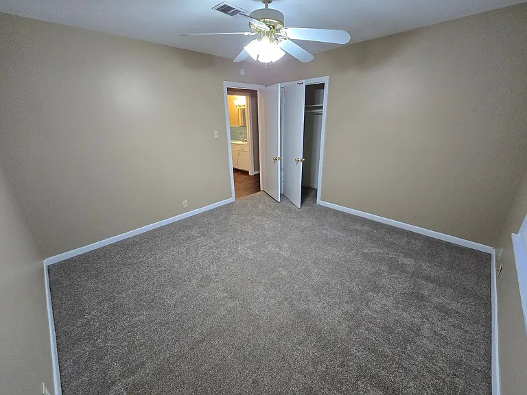107 Helena St — Photo 15