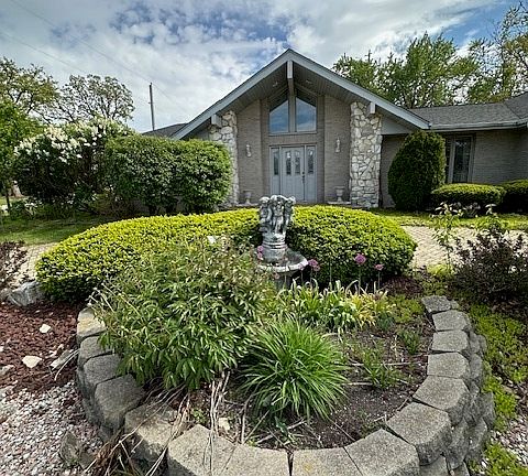 2nd image of 8005 W 143rd Pl