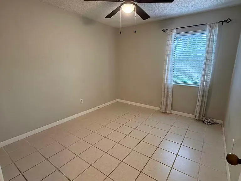10020 SW 83rd St — Photo 18
