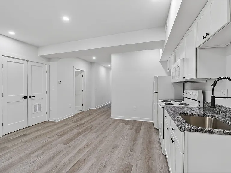1321 Anacostia Rd SE — Photo 40