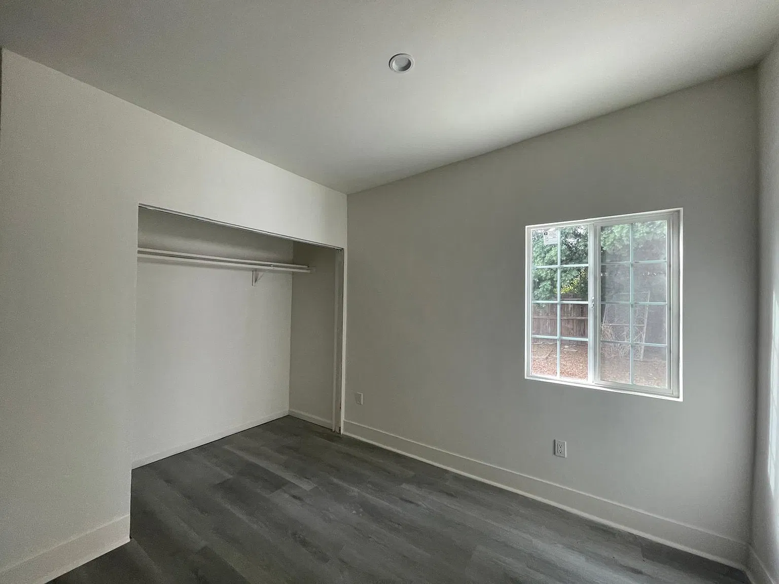 1 bed, $2,350 — Photo 4
